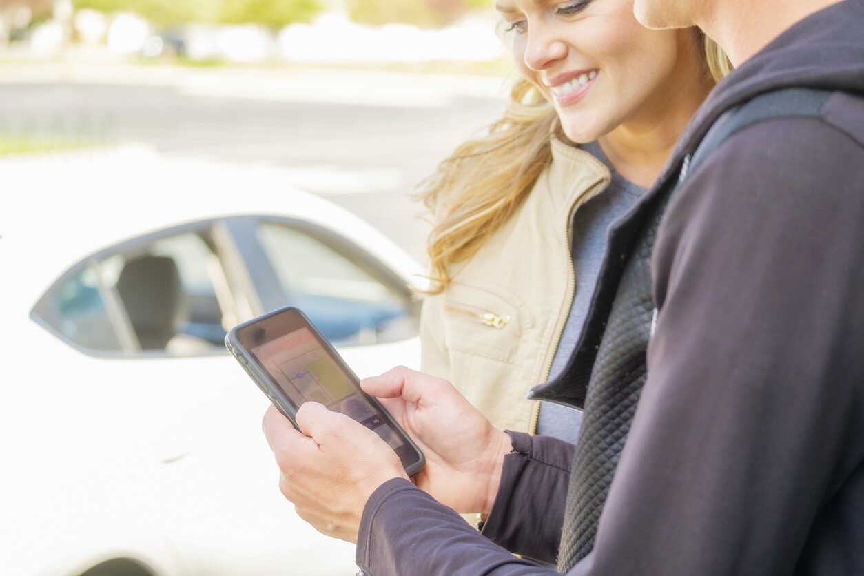 Tips on Staying Safe When Taking an Uber or Lyft