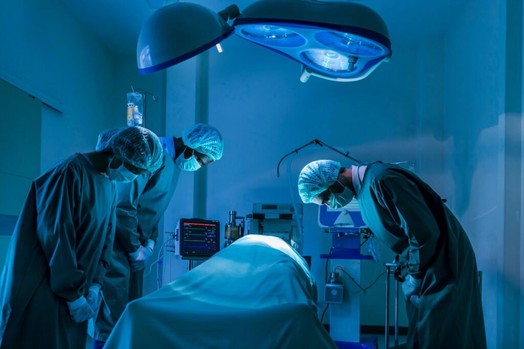 Surgeons in a Clearwater operating room performing a procedure where surgical errors may lead to a wrongful death claim.