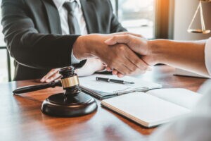 5 Things You Should Know About A Free Lawyer Consultation