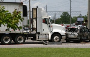 How Roman Austin Car Accident and Personal Injury Lawyers Can Help After an Oversize Load Truck Accident in Tampa, FL