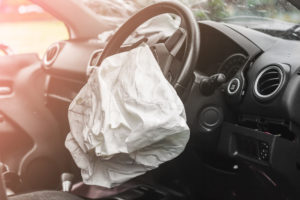 Ways a Car Accident Lawyer Can Help You With Your Claim